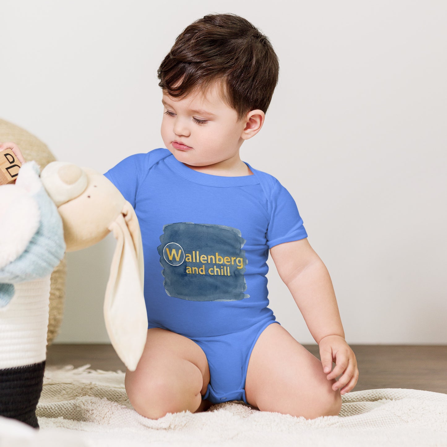 Baby bodysuit with the words Wallenberg and Chill in bold lettering